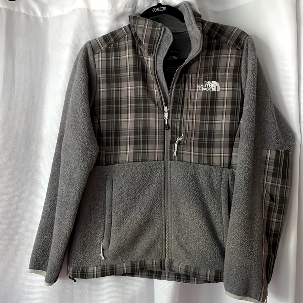 The North Face Gray & Pink Plaid Denali Jacket